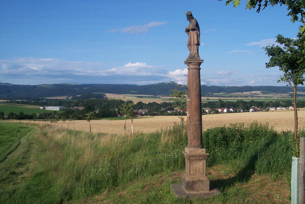 Penzion Pod Hůrkou Hradecna Exteriér fotografie